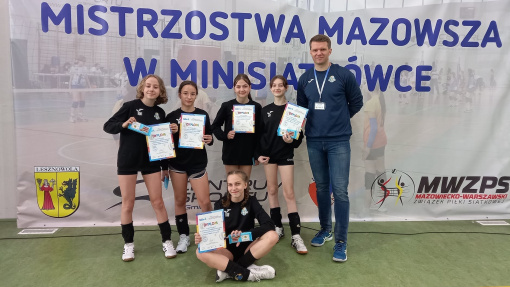 Podsumowanie turnieju w Mysiadle kończącego zmagania w Mistrzostwach Mazowsza w Minisiatkówce w sezonie 2021/2022